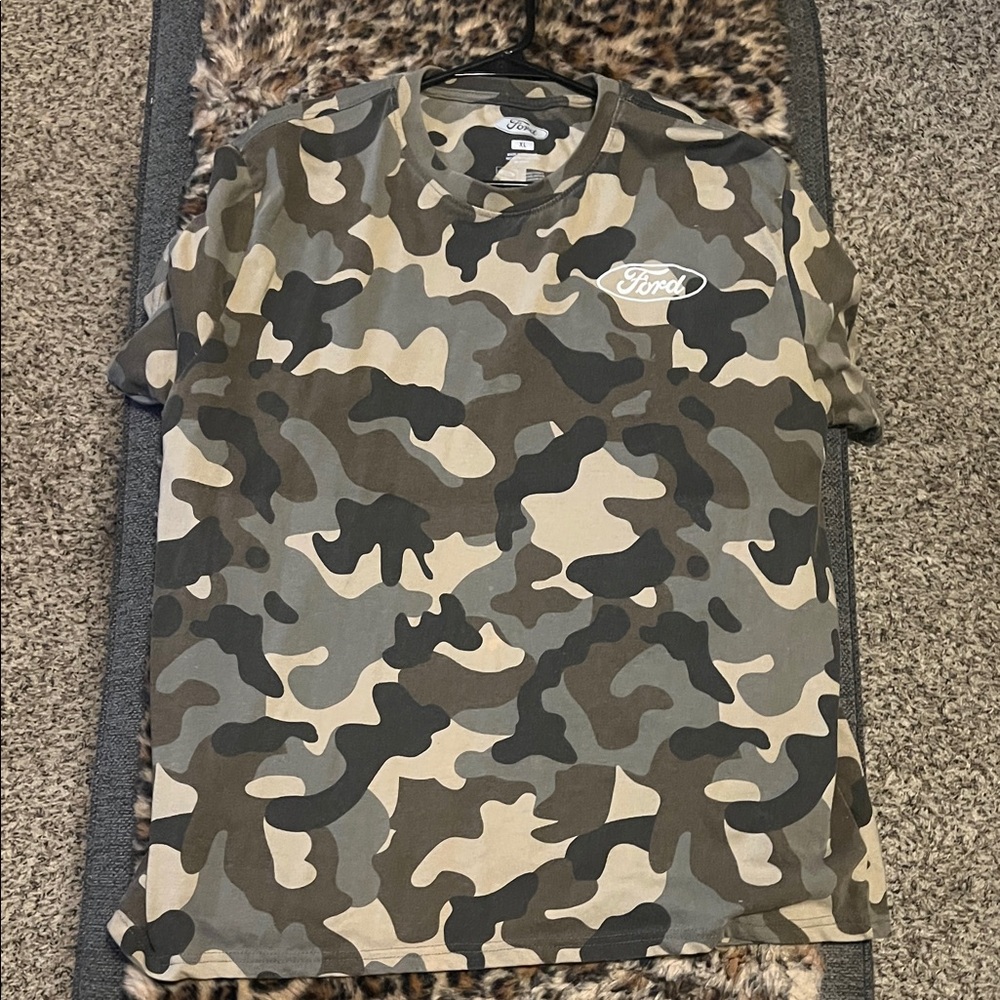 Ford Men's Camouflage Short Sleeve Tee